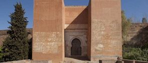 Puerta de los Siete Suelos - Patronato de la Alhambra y Generalife